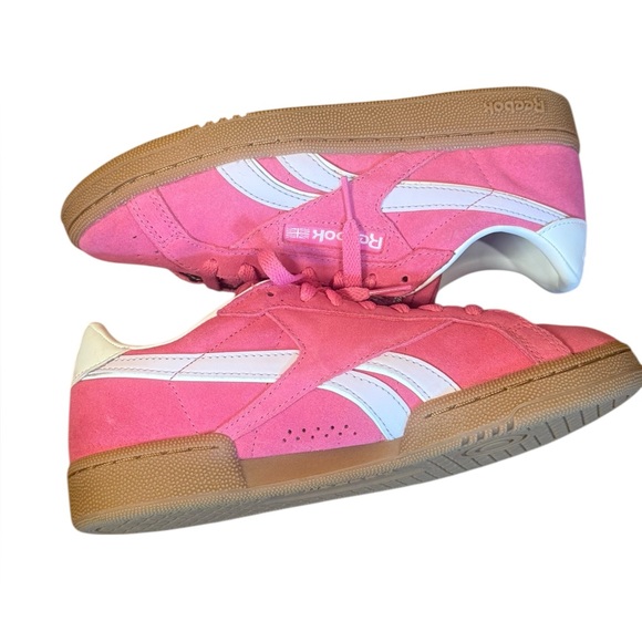 Reebok Club C Grounds UK Pink Suede Barbiecore Gum Sole Court Shoe Sneaker 7.5 - Picture 9 of 12